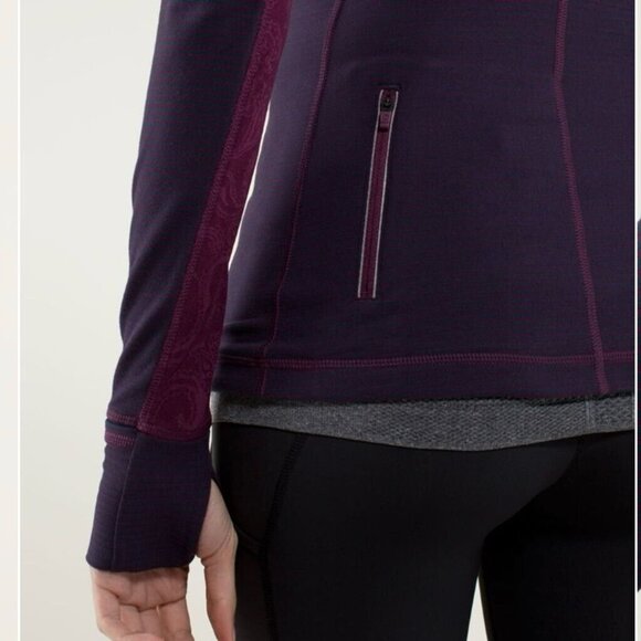 ✖️Unavailable✖️Lululemon 3/4 zip sweater - Picture 3 of 10